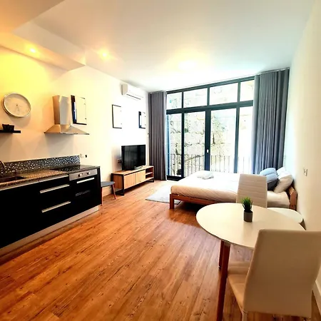 Taipas Old Flats شقة *
